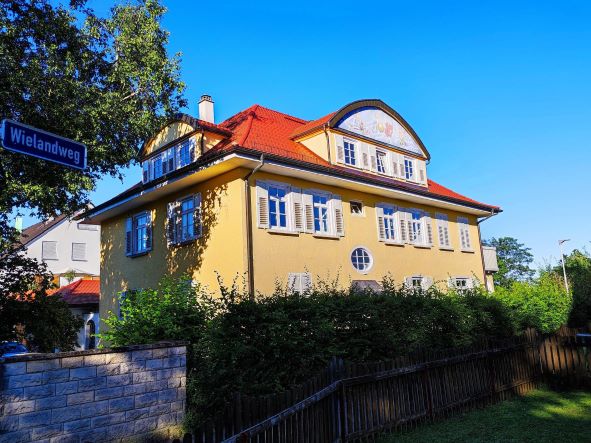 3 zimmer wohnung mieten in einer stadtvilla